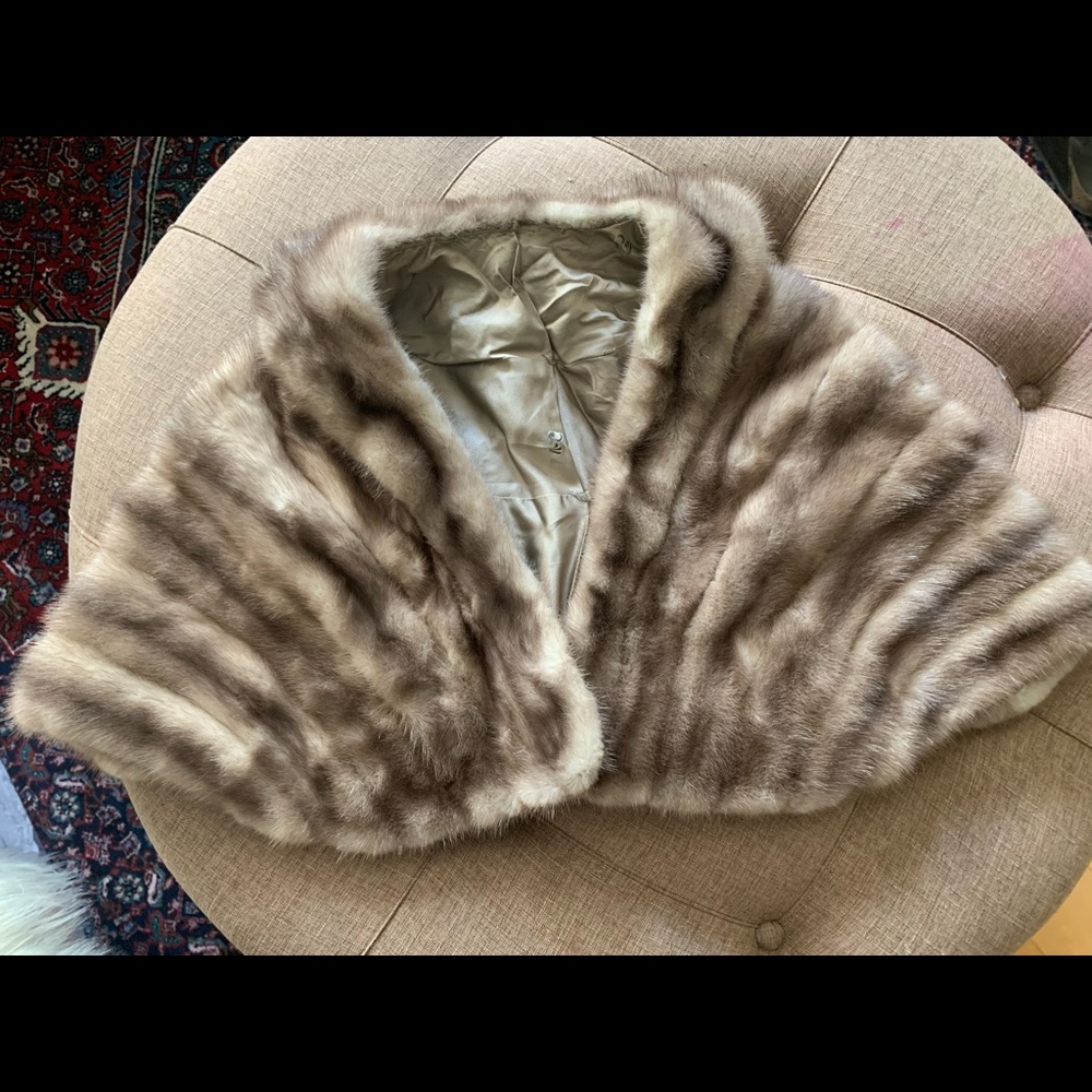 Vintage fur shawl